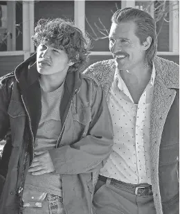  ?? COLUMBIA PICTURES/STUDIO 8 ?? Richard Jr. (Richie Merritt) turns to crime with the blessing of his father (Matthew McConaughe­y) in “White Boy Rick.”