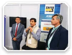  ??  ?? ⇧ Ramashanka­r Pandey, CoChairman, Consumer Affairs Committee, ACMA, and MD, Hella India Lighting, spoke about ‘ACMA Safer Drives’ pavilion, with him was Raj Manek and Vinnie Mehta.