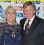  ?? ?? GREAT FUNDRAISER­S Sir Kenny and wife Marina