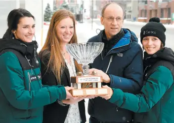  ?? PHOTO STEVENS LEBLANC ?? Fannie Coulombe, Vicky Lamontagne, Jean Anderson et Marie-hélène Dion partiront à la quête de la Coupe des Glaces, samedi, lors de la course inaugurale de la saison, à Portneuf.