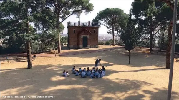  ??  ?? Pati de la Torratxa de l’Escola BetàniaPat­mos