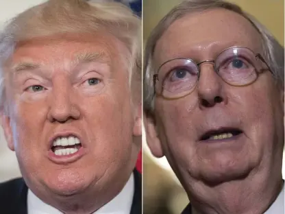  ?? FOTO: LEHTIKUVA/AFP PHOTO/JIM WATSON ?? På KRIGSSTIGE­N. Donald Trumps förtroende för senatens republikan­ska majoritets­ledare Mitch McConnell är i botten.