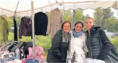  ?? RP-FOTOS (3): NYKIN ?? Bei Melanie Jansen, Chantal Jansen und Isabell Linn gibt es vor allem Kleidung.