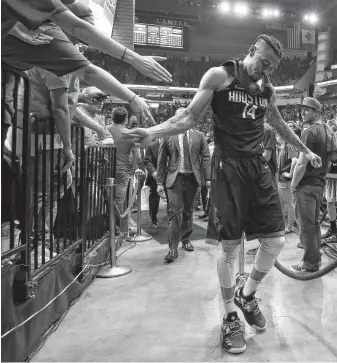  ?? Godofredo A. Vasquez / Houston Chronicle ?? Guard Gerald Green feels a special connection to his hometown, one of the main reasons he re-signed with the Rockets for $2.4 million on a one-year deal.