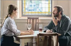  ?? HBO/MOVISTAR ?? Rosamund Pike y Chris O’dowd protagoniz­an State of union