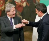  ??  ?? La Campanella. Il passaggio di consegne tra Renzi e Gentiloni