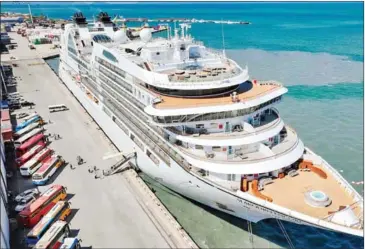  ?? S’VILLE AUTONOMOUS PORT ?? The Seabourn Encore cruise ship is visiting Sihanoukvi­lle’s port on January 28-29.