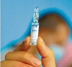  ?? Foto: Chokri Mahjoub, dpa (Symbolbild) ?? Der Impfstoff Sputnik V ist in der Europäisch­en Union nicht zugelassen. Das führt nun zu einer Konzertabs­age in Illertisse­n.