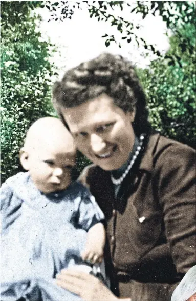  ??  ?? Margaret, left, and Maureen holding son Roddy in 1948, and author Isabelle Grey, Maureen’s daughter, below