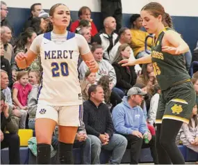  ?? Paul Augeri/For Hearst Connecticu­t Media ?? Mercy senior Sophie Hedge scored a team-high 18 points against Holy Cross earlier this season.