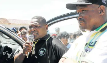  ?? Picture: FREDLIN ADRIAAN ?? CENTRE OF STORM: ANC Ward 41 branch secretary Thobekile Lawu, left, with ward councillor Simphiwe Tyukana, after a march by disgruntle­d residents in Joe Slovo who want the councillor to step down
