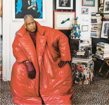  ?? IKE EDEANI/THE NEW YORK TIMES 2017 ?? Andre Leon Talley sits for a portrait at home in White Plains, N.Y.