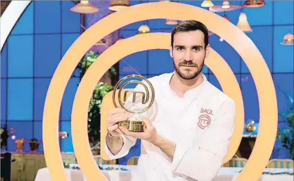  ??  ?? Saúl Craviotto se ha podido presentar a Masterchef porque este año decidió bajar el ritmo de entrenamie­ntos tras los Juegos de Río