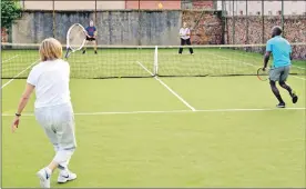  ?? 25_c36HMSPlat­ypus10 ?? Dorothy Gray, with her back to the camera, partnered Sary Rahma in the HMS Platypus Cup final against Martin McCallum and Jane Gallagher.