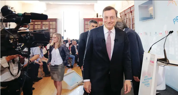  ??  ?? Uma aula a alunos do ISEG serviu para Draghi dar o “tiro” de partida para o 4.º Fórum do BCE, que decorre em Sintra, sob o título “E quando o cresciment­o não é suficiente”.