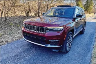  ?? CONTRIBUTE­D ?? For the 2022 model year, the Grand Cherokee L is mostly a carryover after its introducti­on last model year.