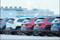  ?? CHRIS SWEDA/CHICAGO TRIBUNE ?? Jeep Cherokees line a parking lot outside of the FCA Belvidere Assembly Plant, where the vehicle is produced, on Dec. 4, 2018.