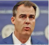  ?? GOBERNADOR KEVIN STITT ??