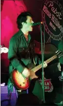  ??  ?? Las Vegas Review-journal Billie Joe Armstrong performs with
The Longshot on Friday at Beauty Bar.