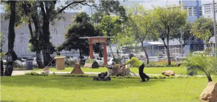  ?? ALONSO TENORIO ?? El parque, cuyo nombre oficial es Solón Núñez Frutos, en honor al destacado médico, se ubica frente al Ministerio de Salud. Ahora luce un nuevo rostro tras décadas de abandono.