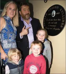  ??  ?? Nedeen’s niece Helen Tansley with children Aisling, Eoin and James and the one-and-only Brendan Grace at the unveiling of the new plaque in Nedeen’s memory.