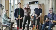  ??  ?? Teenage Fanclub in the studio. Second left, Gerry Love