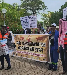  ?? ?? UBASSU members protesting at the UB