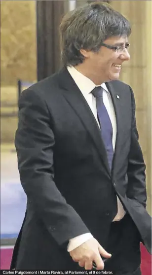  ??  ?? Carles Puigdemont i Marta Rovira, al Parlament, el 9 de febrer.