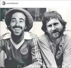  ??  ?? ORIGINAL. La imagen que Lavezzi posteó para felicitar a Messi.