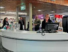  ?? PHOTO: COLIN WILLIAMS/FAIRFAX NZ ?? Upper Hutt library senior host Janet Dee at the facility’s recently upgraded central ‘‘hub’’.