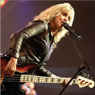  ?? IMAGES COURTESY OF SPV/STEAMHAMME­R RECORDS ?? The Grosse Pointe-raised rock ’n’ roll icon and actress Suzi Quatro’s new pandemic-recorded album is “The Devil in Me.”