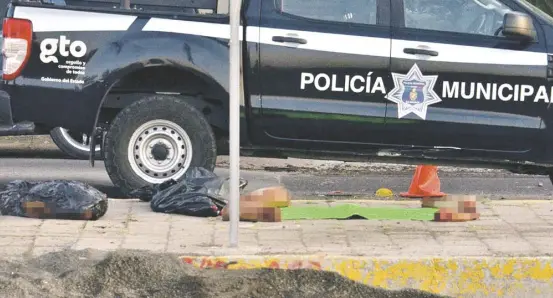  ??  ?? El cadáver
desmembrad­o fue localizado la mañana del 22 de marzo en el bulevar Hidalgo de la colonia San Juan de Retana, en Salamanca.