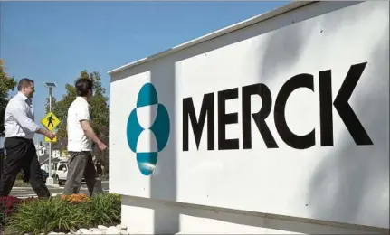  ?? ?? MERCK. La farmacéuti­ca estadounid­ense anunció que pedirá autorizaci­ón a la FDA, el organismo regulador, para habilitar el Molnupirav­ir.