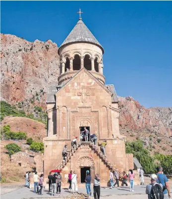  ?? FOTOS: BARBARA WALDVOGEL ?? Das Kloster von Noravank war eines der größten kulturelle­n Zentren Armeniens.