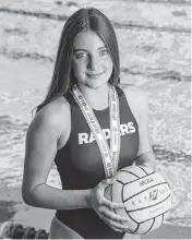  ?? AL DIAZ adiaz@miamiheral­d.com ?? Gulliver Prep junior Kathleen Serig turned to water polo after injuries made cross-country running a pain.