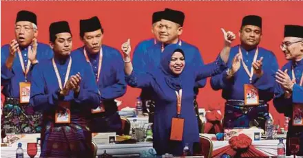  ??  ?? Tan Sri Shahrizat Abdul Jalil