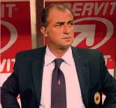  ?? LAPRESSE ?? Imperatore Fatih Terim ai tempi del Milan lle partite di Terim sulla panchina del Milan. La più celebre è il derby vinto in rimonta 4-2.