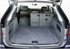  ??  ?? PRACTICALI­TY
The A6 Allroad is just as spacious as the standard Avant, with 565 litres of space when the seats are up. Fold them down – which can be done electrical­ly as an option – and you have 1,680 litres