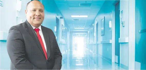  ?? “La idea es centraliza­r este tipo de pacientes para que así los hospitales regionales y periférico­s puedan continuar con un flujo normal de atención de las otras emergencia­s”, aseguró Mario Ruiz, gerente Médico de la Caja. Cortesía/La República ??