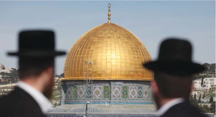  ??  ?? JEWS WILL have to keep on looking at the Temple Mount from a distance.