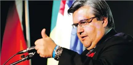  ?? ALLEN MCINNIS/FILES ?? Mayor Denis Coderre finds himself at the centre of a growing police-surveillan­ce scandal that raises questions about his judgment.