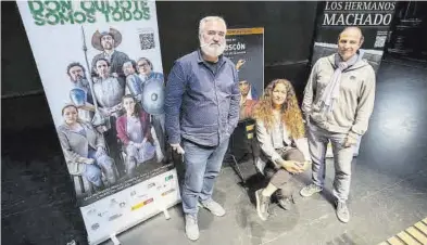  ?? CHUS MARCHADOR ?? Alfonso Plou, María López Insausti y Carlos Martín, en el Teatro de las Esquinas de Zaragoza.