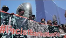  ?? TIMOTHY BERNARD ?? SCORES of #RacistBank­sMustFall protesters participat­e in a march to the banking precinct in Sandton City to make their voices heard. | African News Agency (ANA)