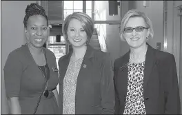  ??  ?? Pamela Reed, Shannon Roberts and Laura Fine