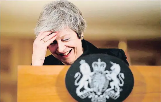  ?? MATT DUNHAM / AFP ?? La primera ministra británica, Theresa May, en un momento de la conferenci­a de prensa que ofreció ayer tarde