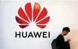  ?? F.: DPA ?? Der chinesisch­e Hightech-konzern Huawei ist umstritten.