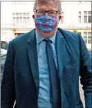  ??  ?? OUTSIDE COURT: Crispin Odey