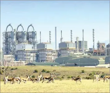  ?? I Supplied ?? GAS TO LIQUID (GTL) PetroSA Refinery in Mossel Bay. Investment in processing, conversion and transporta­tion of primary hydrocarbo­n commoditie­s is crucial.