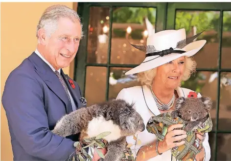  ??  ?? Prinz Charles und seine Frau Camilla besuchen immer wieder Mitgliedst­aaten des Commonweal­th, so auch Australien, hier im Jahr 2012.