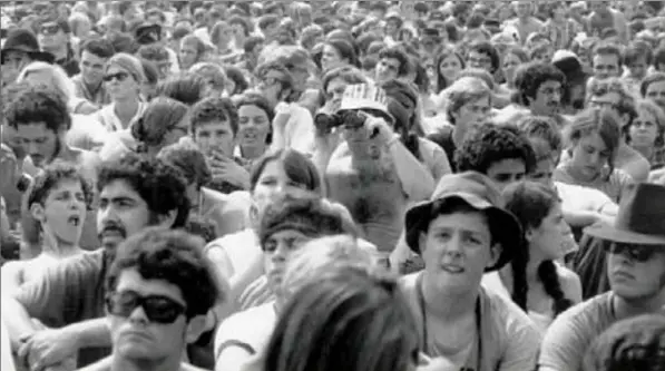  ?? Associated Press ?? The crowds at Woodstock in August 1969.